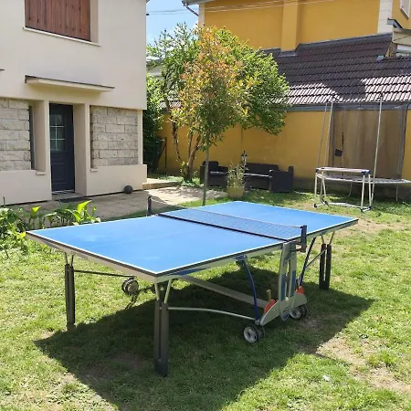 Maison Familiale Avec Jardin A Sucy, Proche Paris Et Nature, 3 Villa